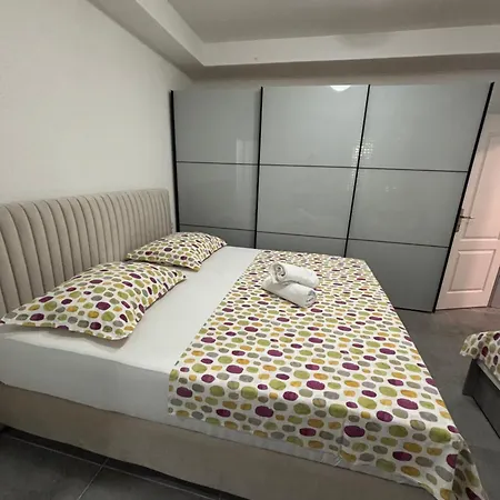 Appartamento Jozika Baška Voda
